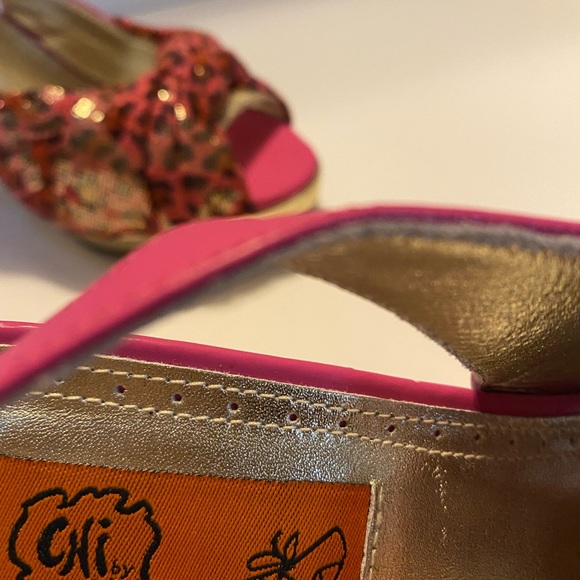 Pink and gold sling back pumps - Picture 4 of 9